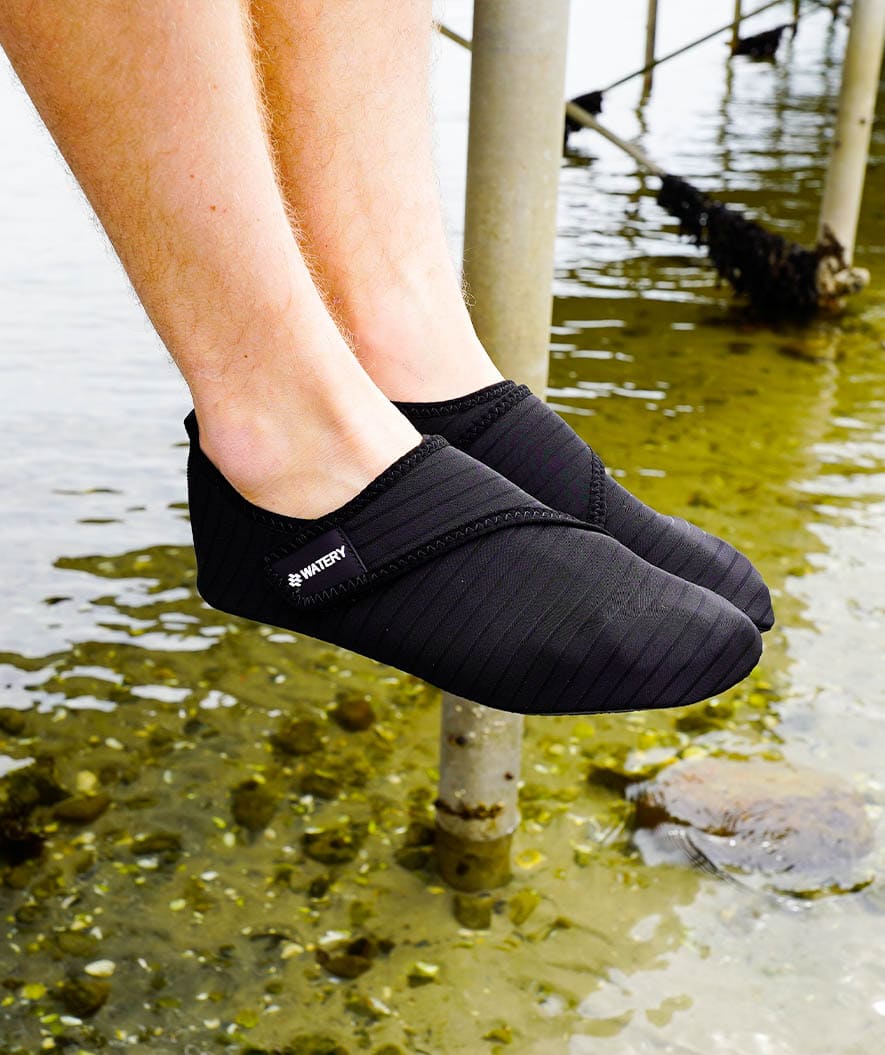 Watery volwassenen neopreen waterschoenen - Poseidon - Zwart