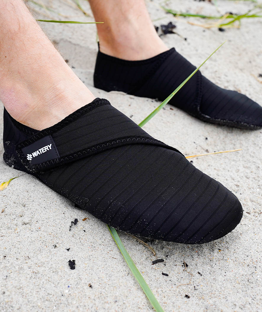 Watery volwassenen neopreen waterschoenen - Poseidon - Zwart