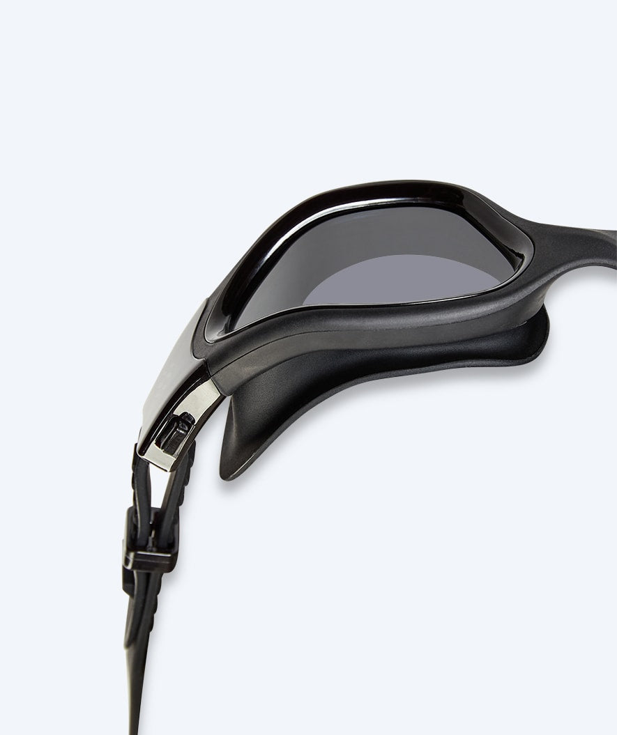 Watery volwassenen bijziende zwembril op sterkte - (-2.0) tot (-6.0) - Raven Active - Zwart