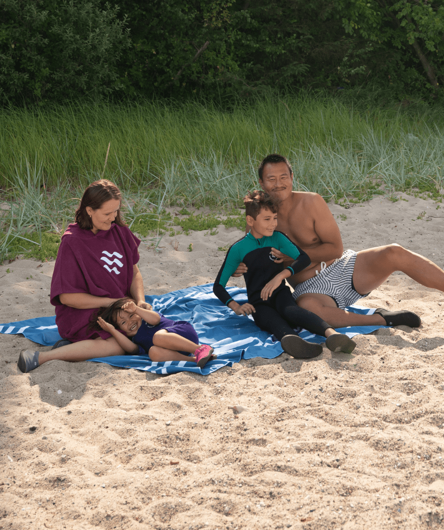 Watery microvezel handdoek (180 x 200 cm) - Eco Nebraska Family - Zwart